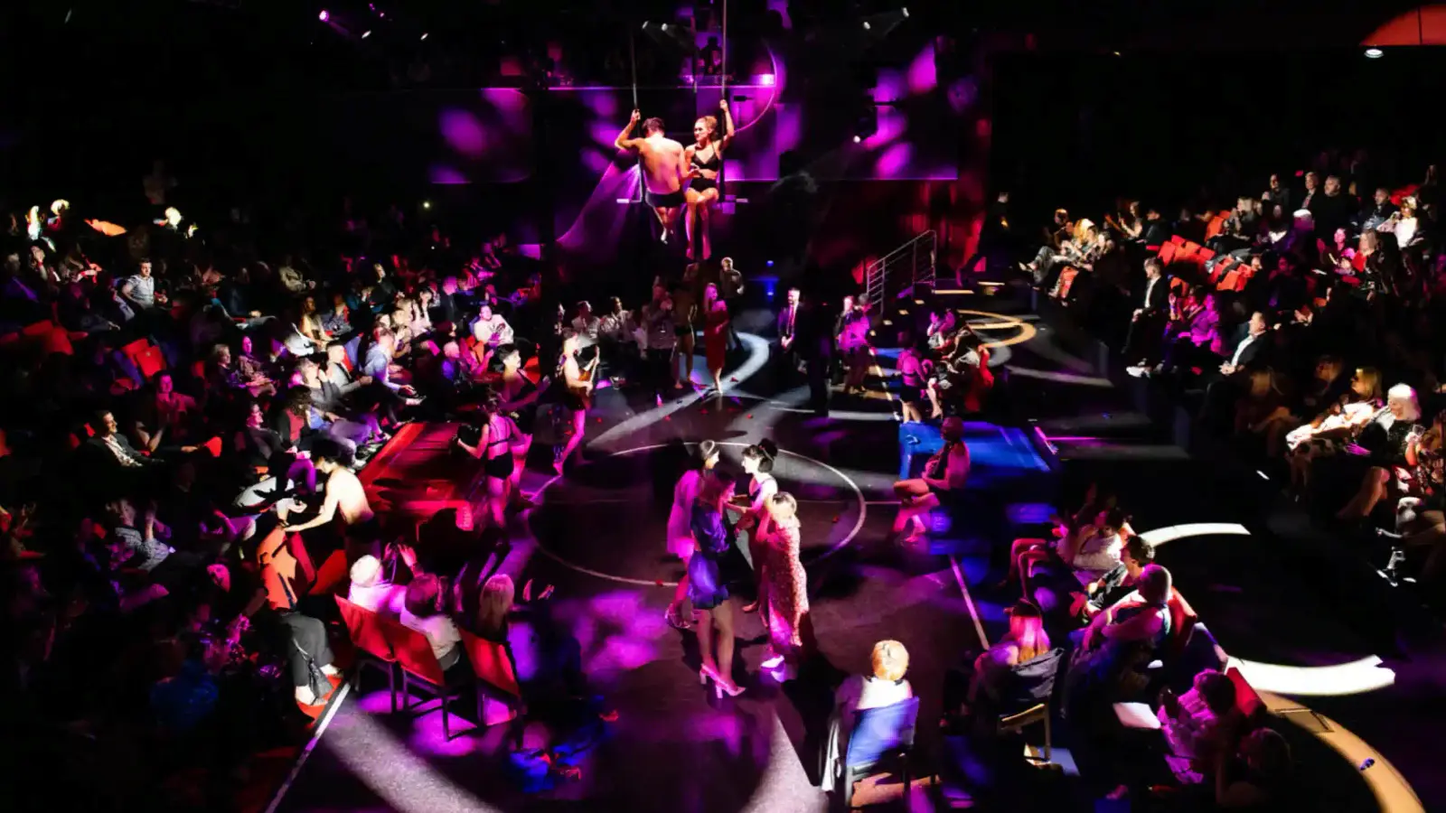Show en The Red Room